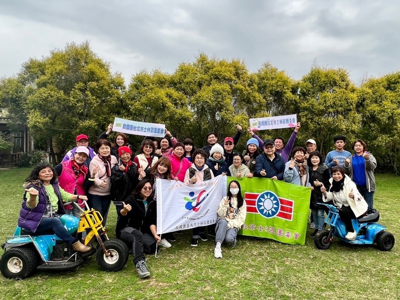圖說:救國團台北市士林區團委會義工們參與公益不遺餘力(圖/台灣攝影家交流協會提供)
